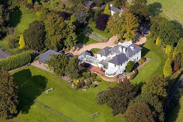 aerial photo of house in Kent