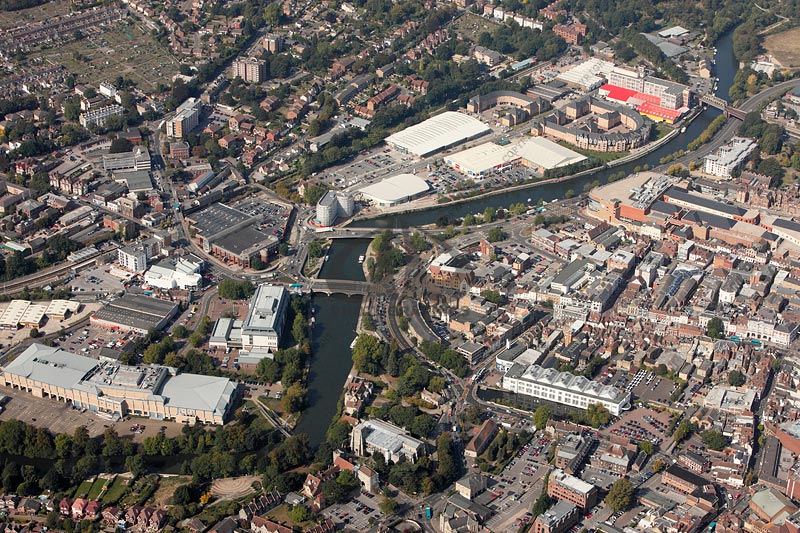 aerial photograph of River Medway in Maidstone